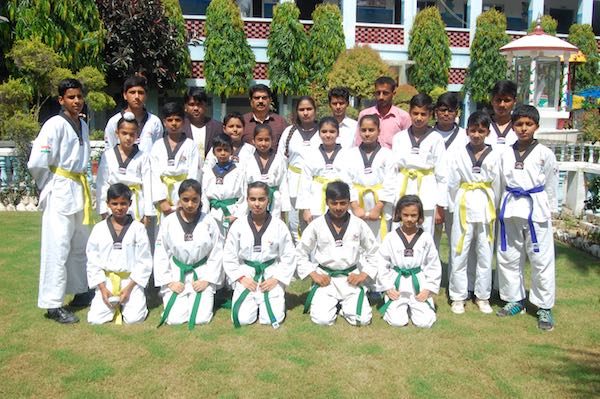 GAMES & SPORTS ........... 5