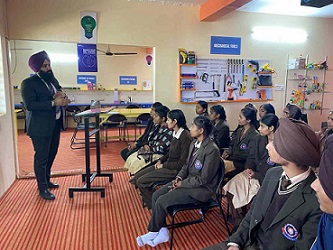 Carrier guidance about abroad .